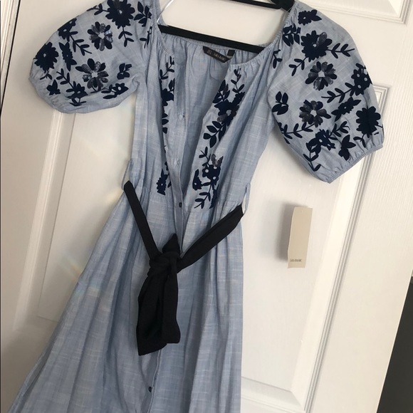 Dress - Picture 2 of 3